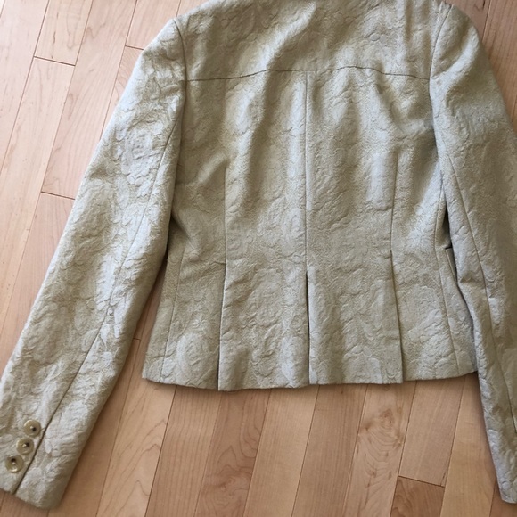 Banana Republic Gorgeous Light Gold tone Jacket Size 0 - Picture 3 of 3